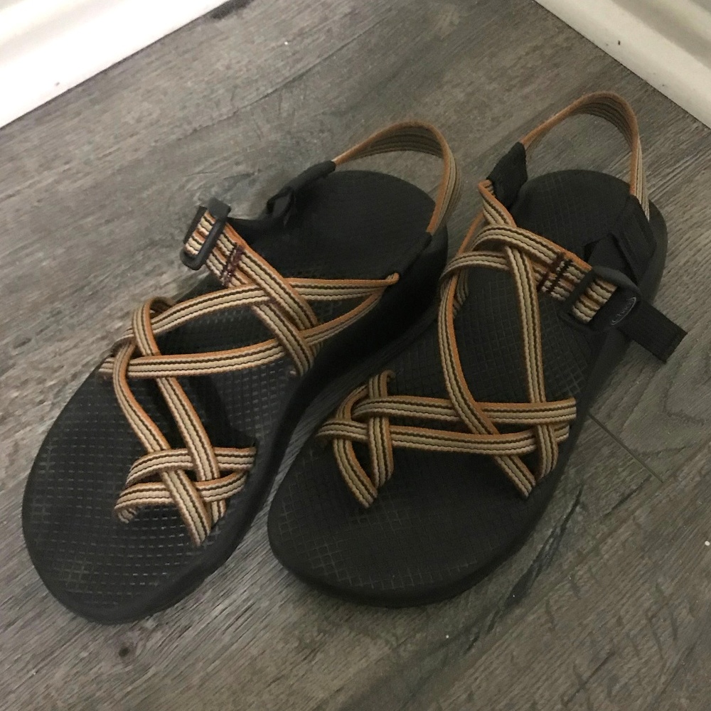 Chacos, Orange straps